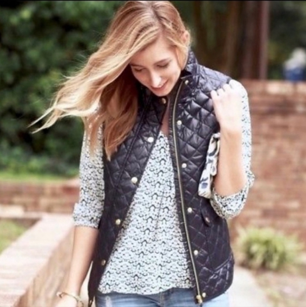 J-CREW Quilted Navy Blue Down Filled Puffer Vest Size Small